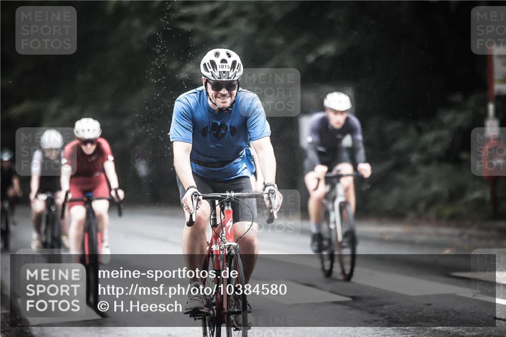 13.09.2026 - Stadtparktriathlon H.Heesch http://msf.ph/oto/10384580 13.09.2026 12:37:06 Radfahren 979, 1015, 1087, 1088, 1120, 1121, 1137, 1302 meine-sportfotos.de