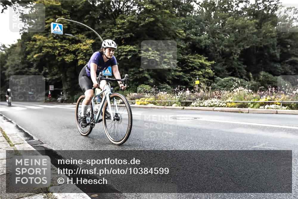 13.09.2026 - Stadtparktriathlon H.Heesch http://msf.ph/oto/10384599 13.09.2026 11:21:07 Radfahren 741, 781 meine-sportfotos.de