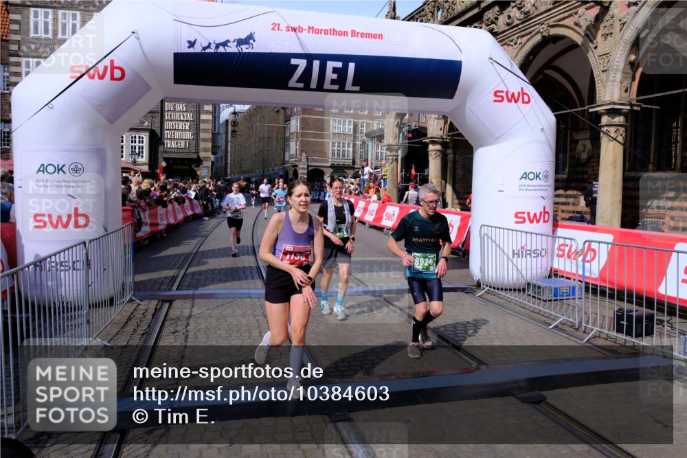 13.09.2026 - 21. swb-Marathon Bremen Tim E. http://msf.ph/oto/10384603 13.09.2026 13:22:24 Ziel 141, 148, 1601, 1645, 2051, 3021, 3652, 5193, 6621, 7625, 7917, 8452, 8924, 9599, 9839 meine-sportfotos.de