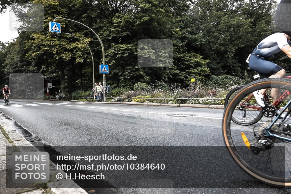 13.09.2026 - Stadtparktriathlon H.Heesch http://msf.ph/oto/10384640 13.09.2026 11:21:20 Radfahren 519, 644, 737, 740, 825, 826 meine-sportfotos.de