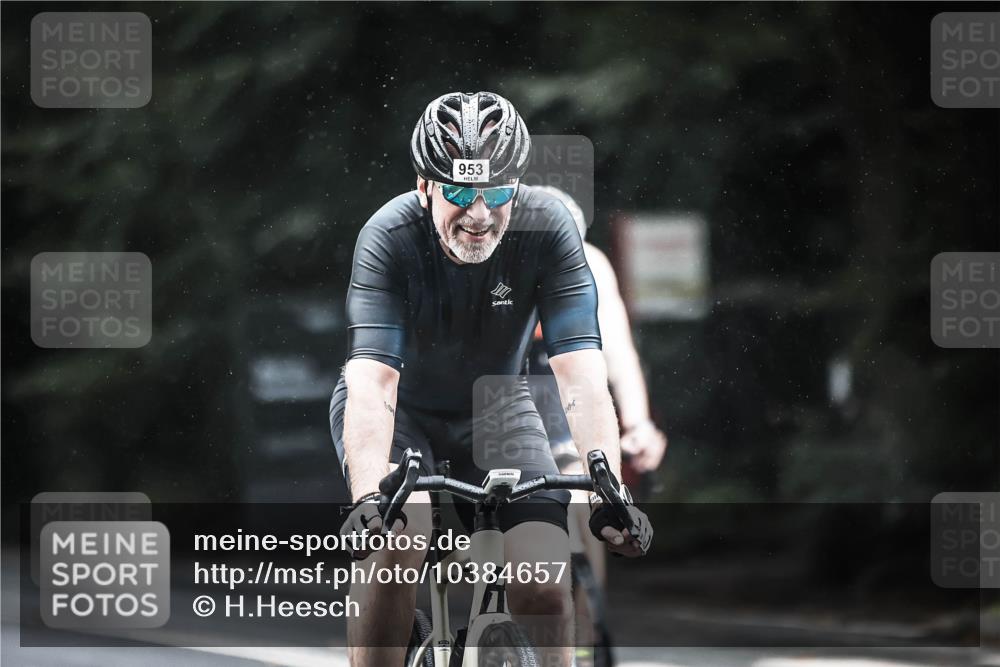 13.09.2026 - Stadtparktriathlon H.Heesch http://msf.ph/oto/10384657 13.09.2026 12:37:17 Radfahren 953, 1098, 1158, 1233, 1247, 1269, 1285, 1302 meine-sportfotos.de