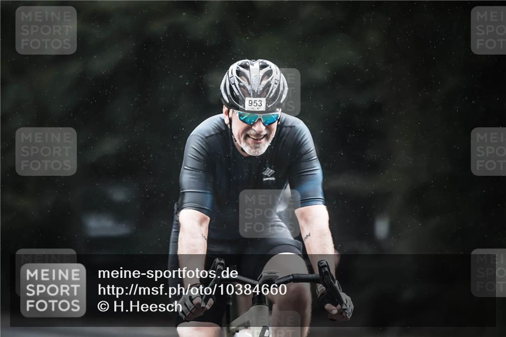 13.09.2026 - Stadtparktriathlon H.Heesch http://msf.ph/oto/10384660 13.09.2026 12:37:17 Radfahren 953, 1098, 1158, 1233, 1247, 1269, 1285, 1302 meine-sportfotos.de