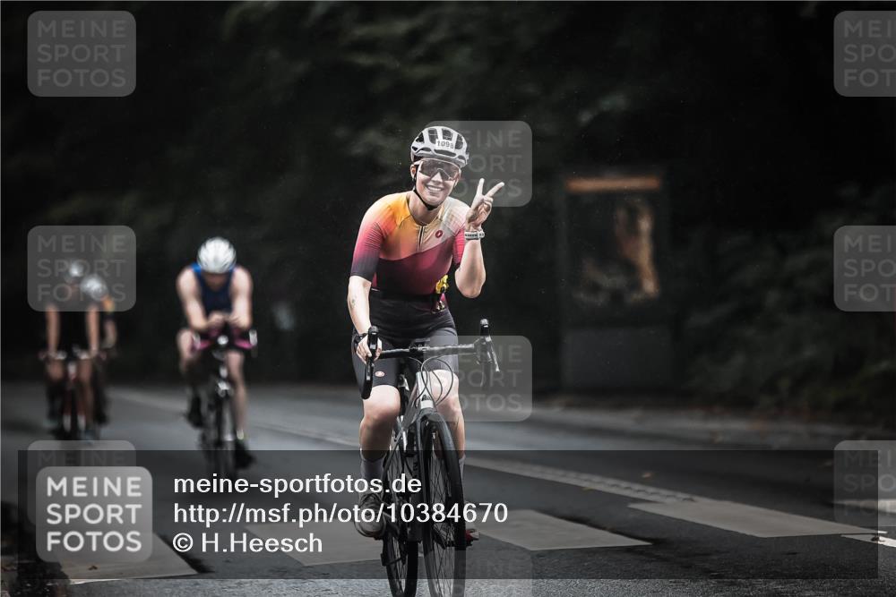 13.09.2026 - Stadtparktriathlon H.Heesch http://msf.ph/oto/10384670 13.09.2026 12:37:20 Radfahren 953, 1098, 1158, 1233, 1247, 1269, 1274, 1280, 1285 meine-sportfotos.de