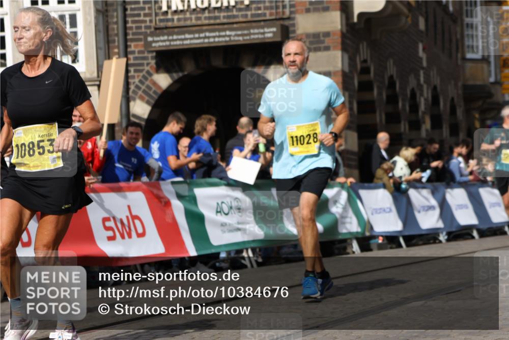 13.09.2026 - 21. swb-Marathon Bremen Strokosch-Dieckow http://msf.ph/oto/10384676 13.09.2026 11:06:36 Ziel 10375, 10376, 10681, 10682, 10852, 10853, 11028, 11029, 11340, 11374, 11432, 11460, 11674, 11690, 11729, 11786, 11849, 12217, 12479, 10323, 10378, 10663, 10795, 10989, 11066, 11370, 12124, 12146, 12219, 12249 meine-sportfotos.de