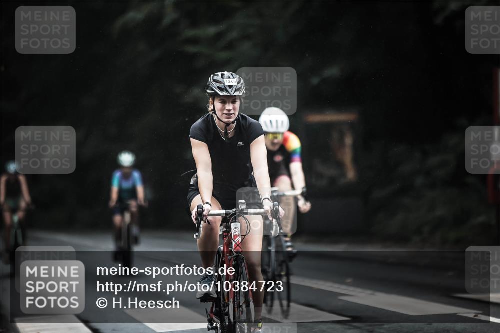 13.09.2026 - Stadtparktriathlon H.Heesch http://msf.ph/oto/10384723 13.09.2026 12:37:23 Radfahren 1098, 1152, 1233, 1269, 1274, 1280, 1285 meine-sportfotos.de