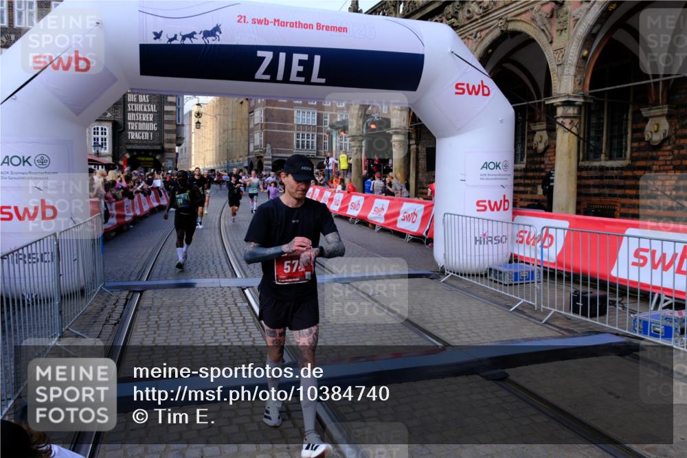 13.09.2026 - 21. swb-Marathon Bremen Tim E. http://msf.ph/oto/10384740 13.09.2026 13:22:35 Ziel 1601, 1645, 2499, 3021, 3855, 4204, 4211, 6621, 7625, 7917, 8447, 8574, 9668, 9839 meine-sportfotos.de