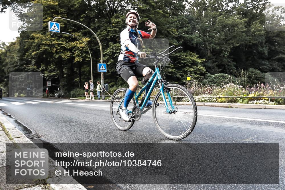 13.09.2026 - Stadtparktriathlon H.Heesch http://msf.ph/oto/10384746 13.09.2026 11:22:44 Radfahren 767 meine-sportfotos.de