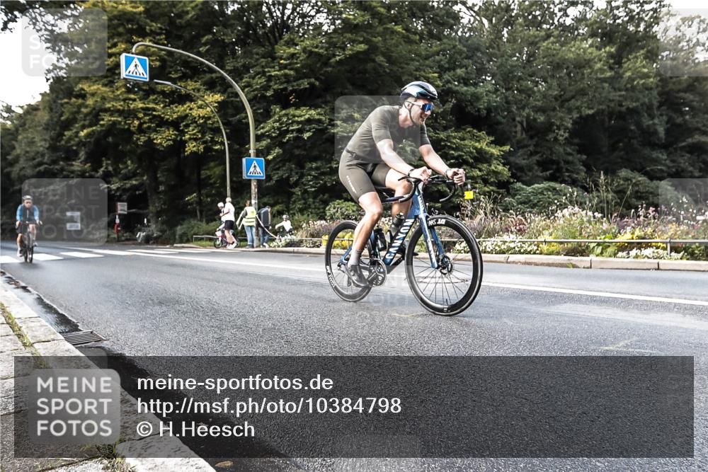 13.09.2026 - Stadtparktriathlon H.Heesch http://msf.ph/oto/10384798 13.09.2026 11:23:17 Radfahren 678, 708, 728, 758, 800 meine-sportfotos.de