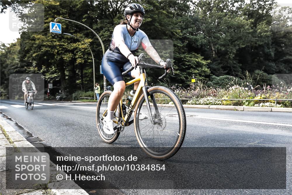 13.09.2026 - Stadtparktriathlon H.Heesch http://msf.ph/oto/10384854 13.09.2026 11:23:48 Radfahren 756, 774 meine-sportfotos.de