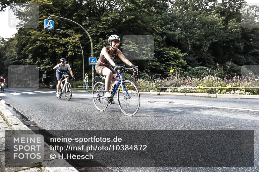 13.09.2026 - Stadtparktriathlon H.Heesch http://msf.ph/oto/10384872 13.09.2026 11:23:57 Radfahren 601, 677, 729, 744 meine-sportfotos.de
