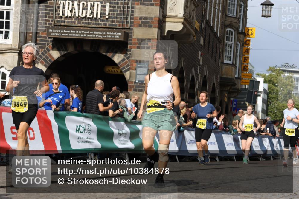 13.09.2026 - 21. swb-Marathon Bremen Strokosch-Dieckow http://msf.ph/oto/10384878 13.09.2026 11:06:46 Ziel 10376, 10681, 10682, 10852, 10853, 11021, 11028, 11240, 11340, 11374, 11432, 11729, 11849, 12217, 12479, 12485, 10378, 10663, 11066, 11257, 12124, 12249 meine-sportfotos.de