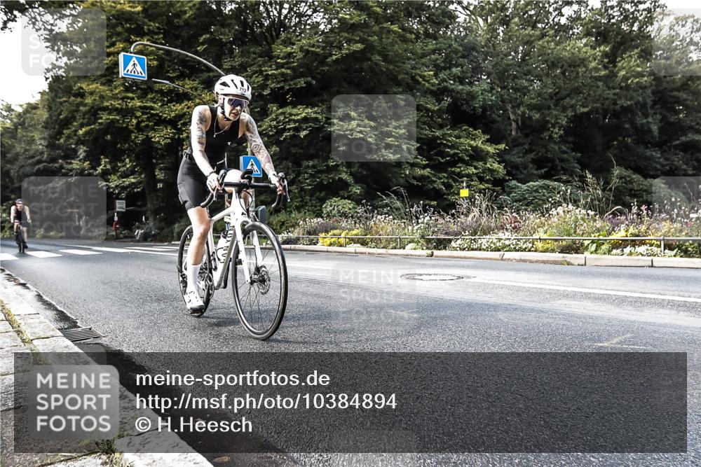 13.09.2026 - Stadtparktriathlon H.Heesch http://msf.ph/oto/10384894 13.09.2026 11:24:25 Radfahren 655, 676, 712 meine-sportfotos.de