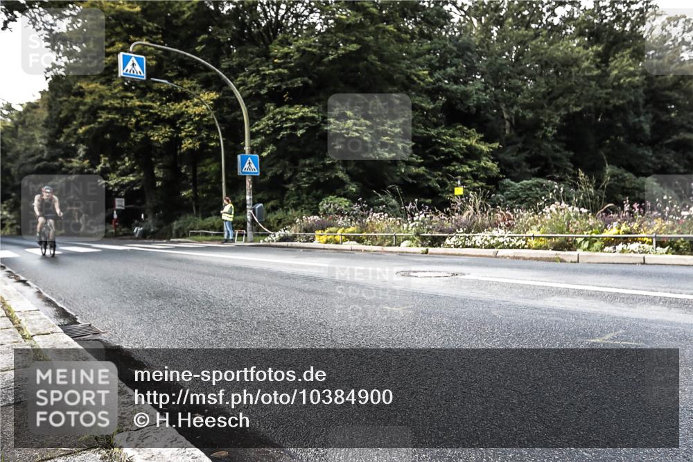 13.09.2026 - Stadtparktriathlon H.Heesch http://msf.ph/oto/10384900 13.09.2026 11:24:26 Radfahren 655, 676, 712 meine-sportfotos.de