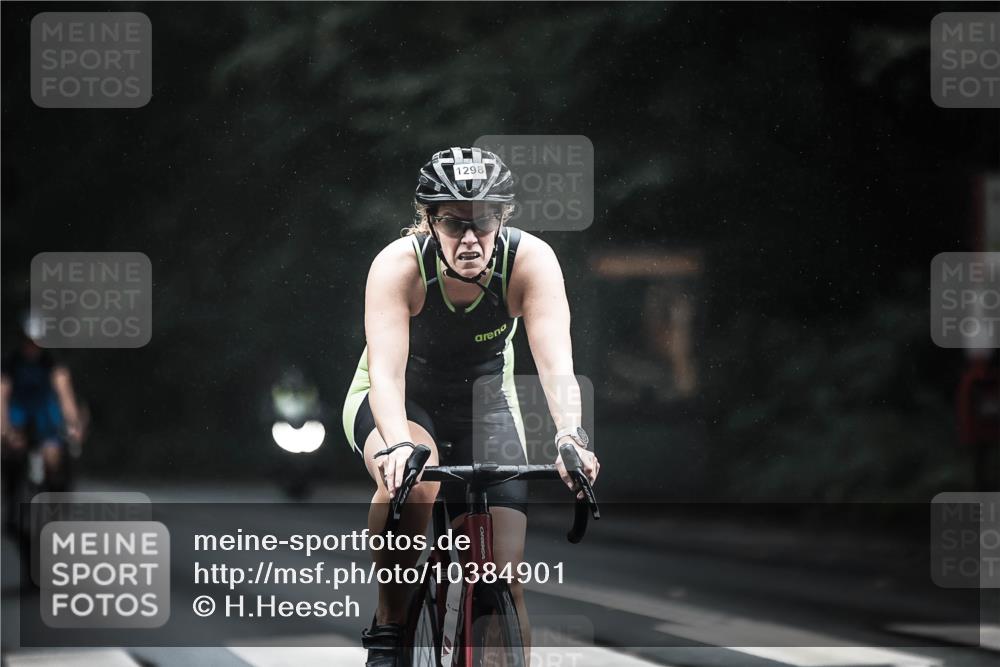 13.09.2026 - Stadtparktriathlon H.Heesch http://msf.ph/oto/10384901 13.09.2026 12:37:48 Radfahren 1076, 1136, 1149, 1232, 1255, 1256, 1267, 1270, 1298 meine-sportfotos.de