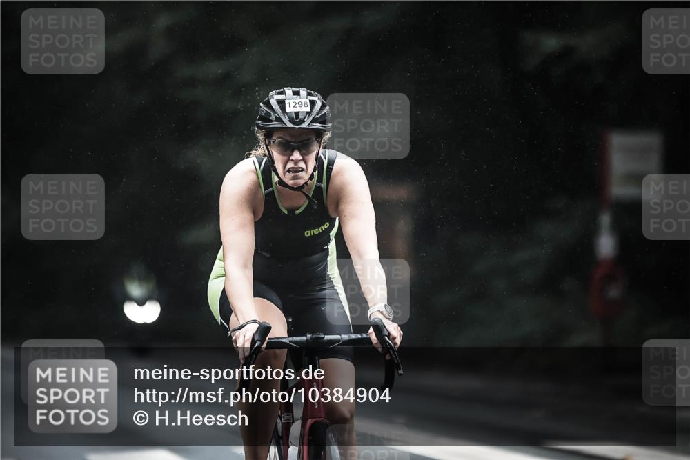 13.09.2026 - Stadtparktriathlon H.Heesch http://msf.ph/oto/10384904 13.09.2026 12:37:48 Radfahren 1076, 1136, 1149, 1232, 1255, 1256, 1267, 1270, 1298 meine-sportfotos.de