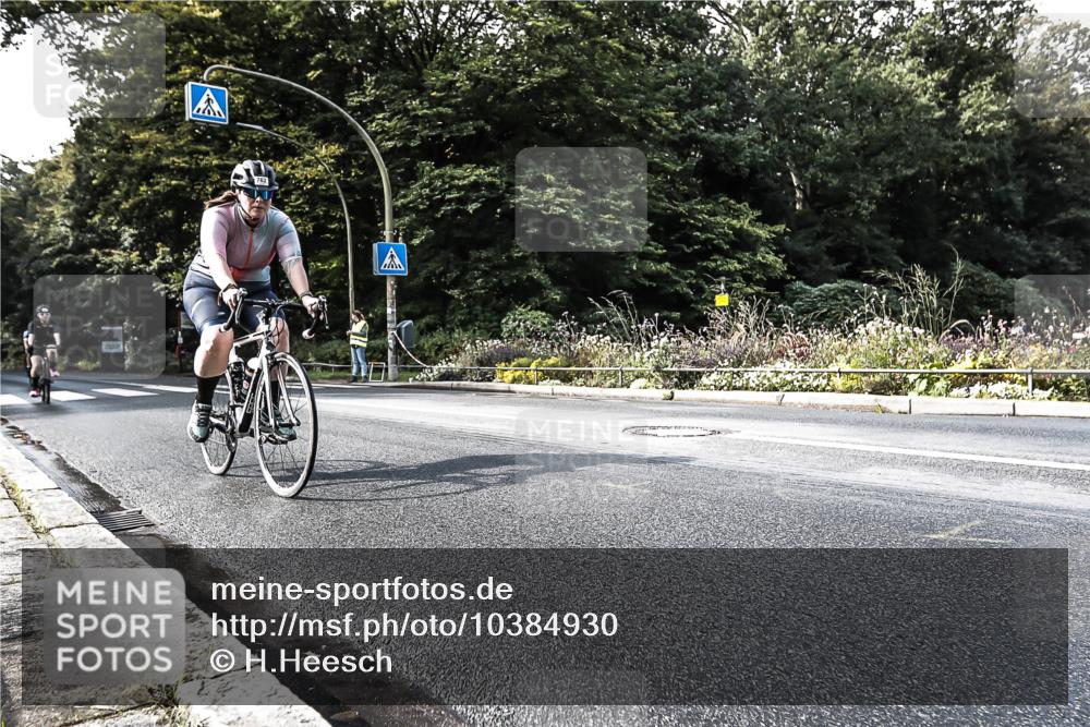 13.09.2026 - Stadtparktriathlon H.Heesch http://msf.ph/oto/10384930 13.09.2026 11:24:39 Radfahren 739, 762, 779, 795, 1799 meine-sportfotos.de