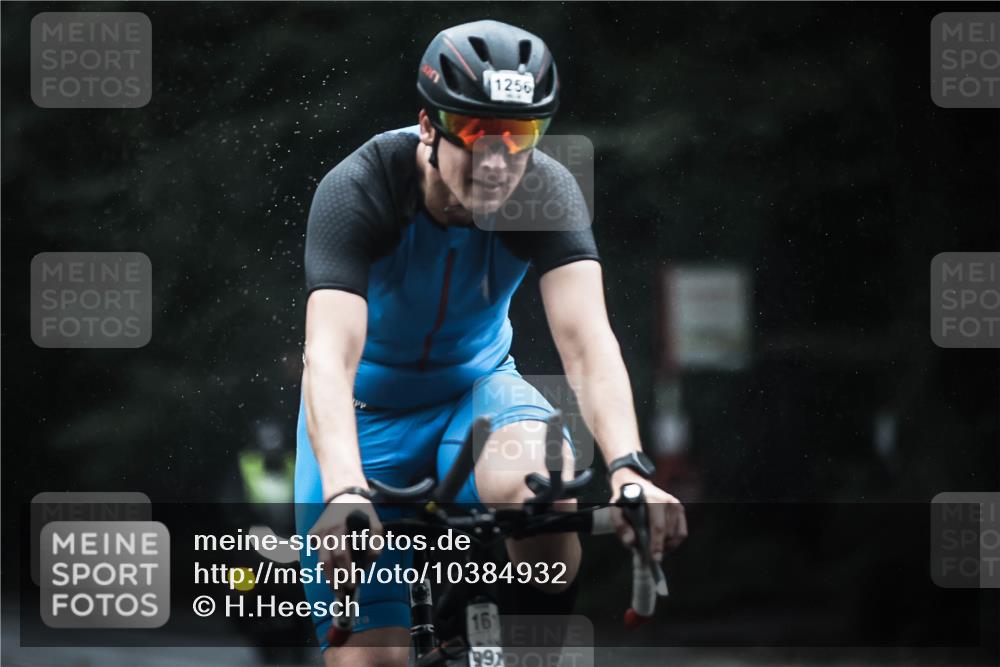 13.09.2026 - Stadtparktriathlon H.Heesch http://msf.ph/oto/10384932 13.09.2026 12:37:51 Radfahren 1076, 1101, 1136, 1232, 1255, 1256, 1267, 1298 meine-sportfotos.de