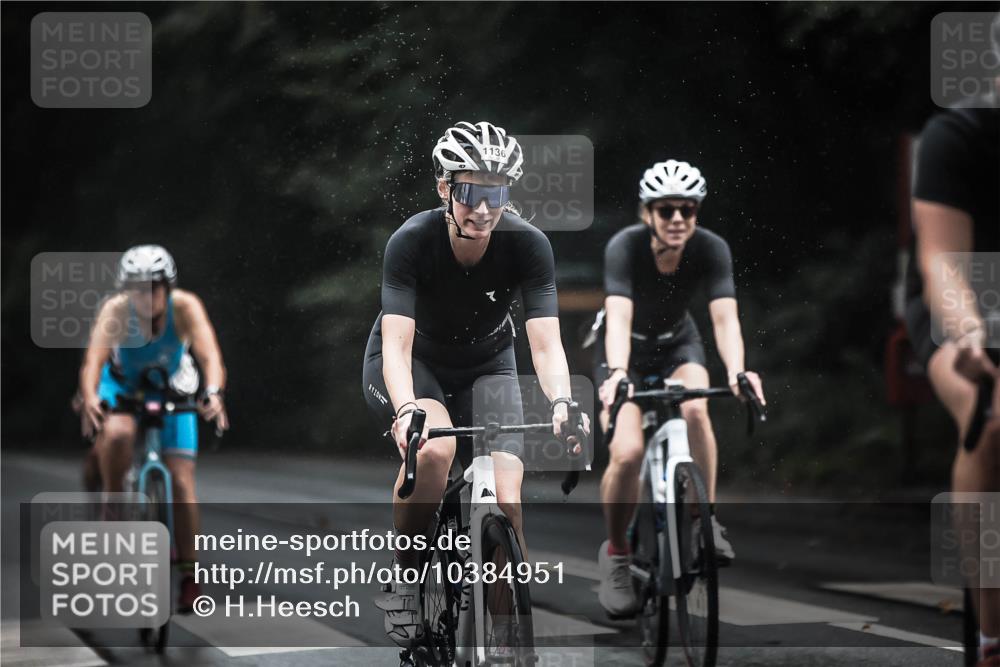 13.09.2026 - Stadtparktriathlon H.Heesch http://msf.ph/oto/10384951 13.09.2026 12:37:54 Radfahren 1076, 1101, 1136, 1232, 1255, 1256 meine-sportfotos.de