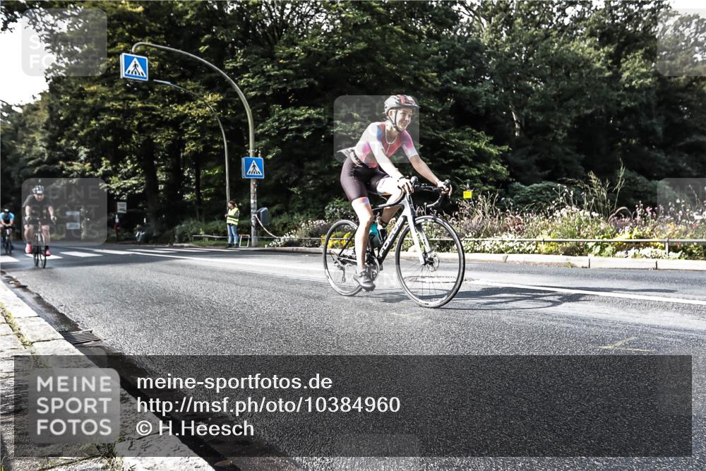 13.09.2026 - Stadtparktriathlon H.Heesch http://msf.ph/oto/10384960 13.09.2026 11:24:41 Radfahren 672, 722, 739, 762, 795, 1799 meine-sportfotos.de