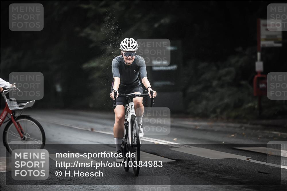 13.09.2026 - Stadtparktriathlon H.Heesch http://msf.ph/oto/10384983 13.09.2026 12:37:56 Radfahren 1076, 1101, 1136, 1232, 1248, 1255, 1256 meine-sportfotos.de