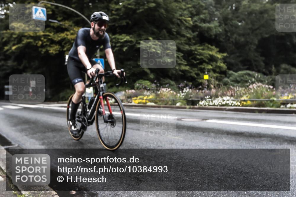 13.09.2026 - Stadtparktriathlon H.Heesch http://msf.ph/oto/10384993 13.09.2026 13:10:34 Radfahren 1204, 1363, 1380, 1393, 1411 meine-sportfotos.de