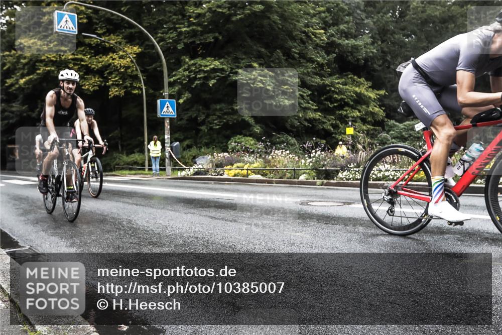 13.09.2026 - Stadtparktriathlon H.Heesch http://msf.ph/oto/10385007 13.09.2026 13:10:47 Radfahren 1355, 1373, 1425, 1427 meine-sportfotos.de