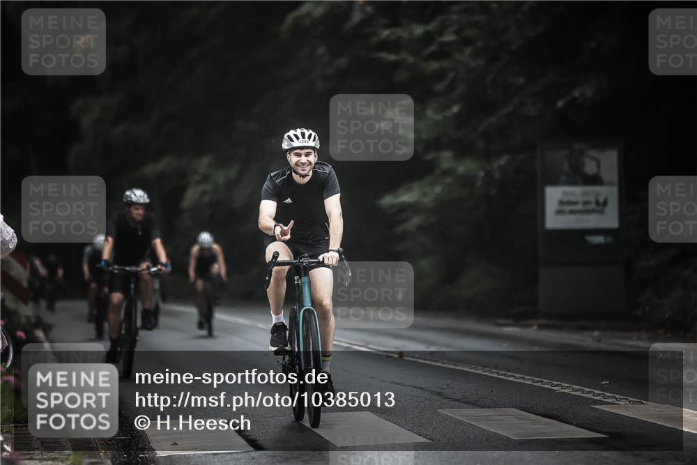 13.09.2026 - Stadtparktriathlon H.Heesch http://msf.ph/oto/10385013 13.09.2026 12:38:01 Radfahren 949, 1072, 1101, 1108, 1248, 1254 meine-sportfotos.de