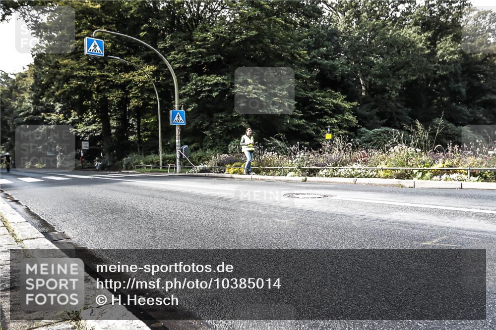13.09.2026 - Stadtparktriathlon H.Heesch http://msf.ph/oto/10385014 13.09.2026 11:24:50 Radfahren 606 meine-sportfotos.de
