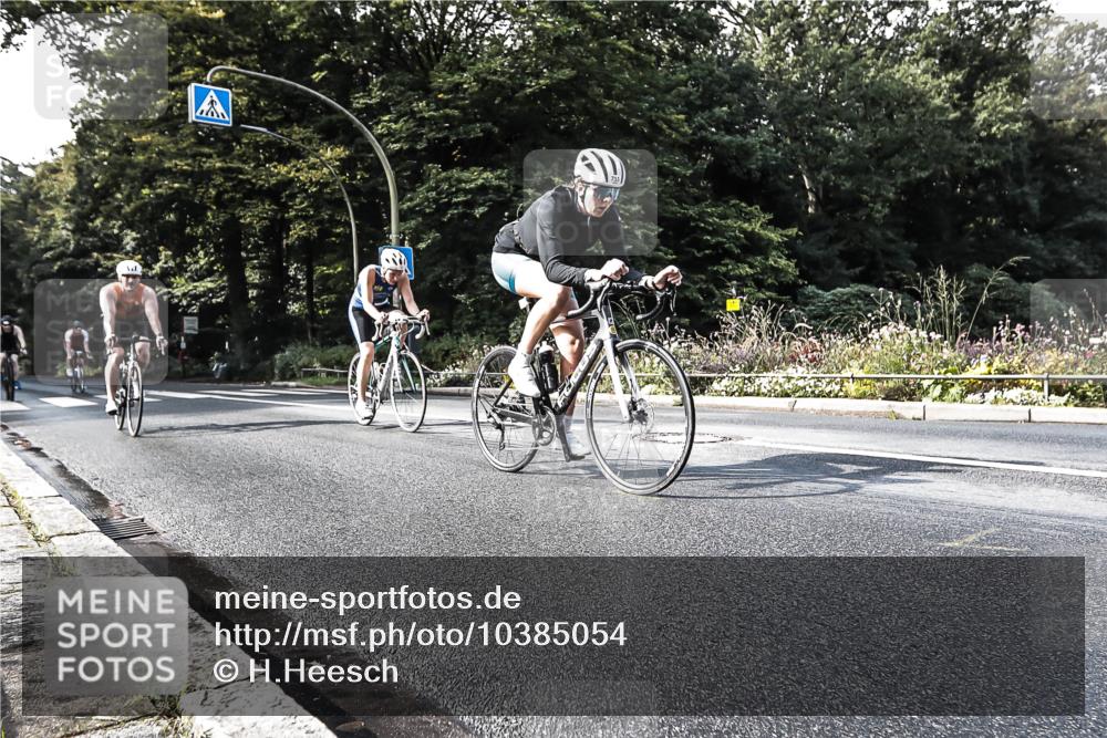 13.09.2026 - Stadtparktriathlon H.Heesch http://msf.ph/oto/10385054 13.09.2026 11:25:08 Radfahren 639, 663, 684, 735, 752, 763, 772 meine-sportfotos.de
