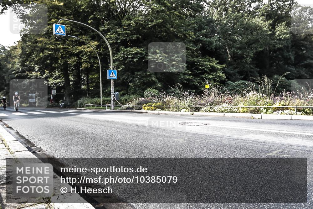 13.09.2026 - Stadtparktriathlon H.Heesch http://msf.ph/oto/10385079 13.09.2026 11:25:11 Radfahren 639, 663, 684, 735, 736, 772, 819 meine-sportfotos.de