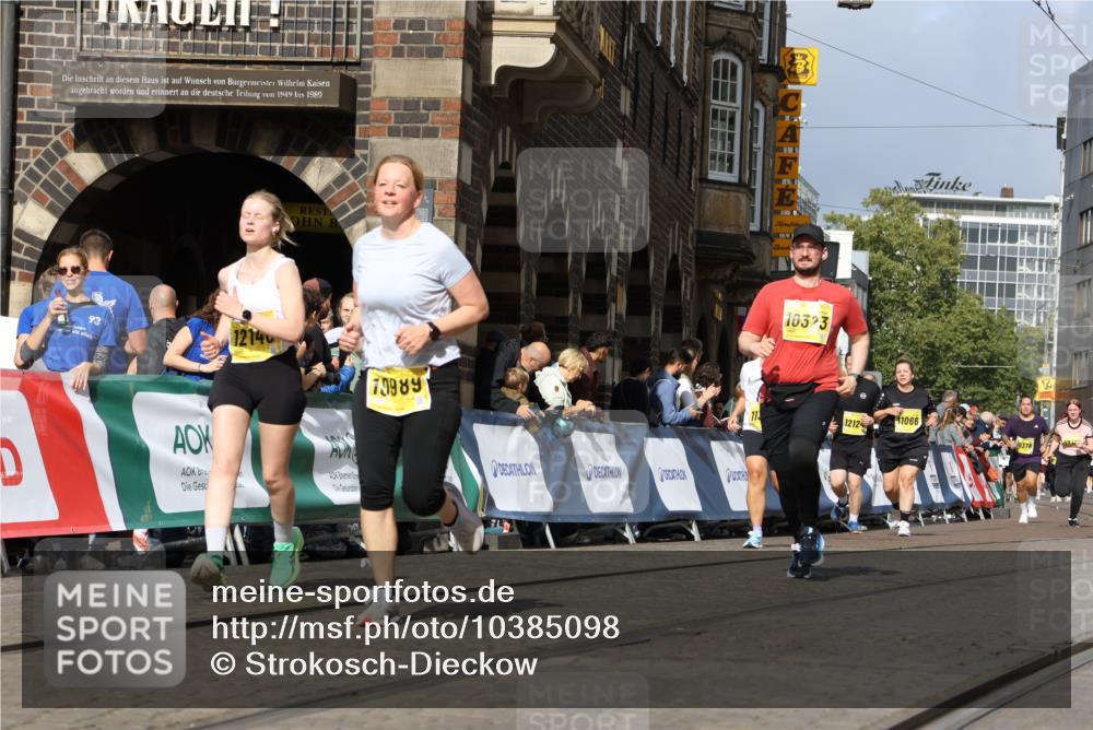 13.09.2026 - 21. swb-Marathon Bremen Strokosch-Dieckow http://msf.ph/oto/10385098 13.09.2026 11:06:51 Ziel 10654, 10795, 10849, 10852, 10853, 11021, 11028, 11240, 11340, 11374, 11432, 11729, 12217, 12485, 10156, 10360, 11257, 11439, 11684 meine-sportfotos.de