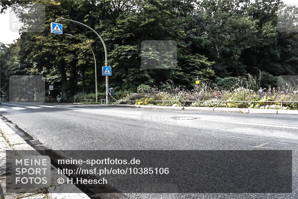 13.09.2026 - Stadtparktriathlon H.Heesch http://msf.ph/oto/10385106 13.09.2026 11:25:17 Radfahren 736, 770, 819 meine-sportfotos.de
