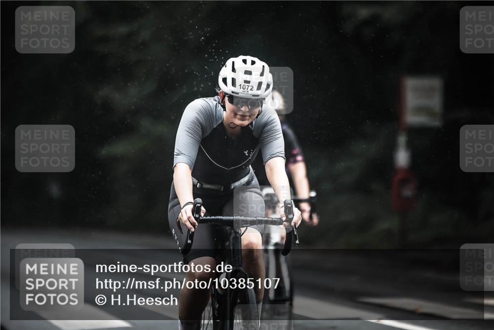 13.09.2026 - Stadtparktriathlon H.Heesch http://msf.ph/oto/10385107 13.09.2026 12:38:07 Radfahren 949, 1072, 1108, 1179, 1248, 1254 meine-sportfotos.de