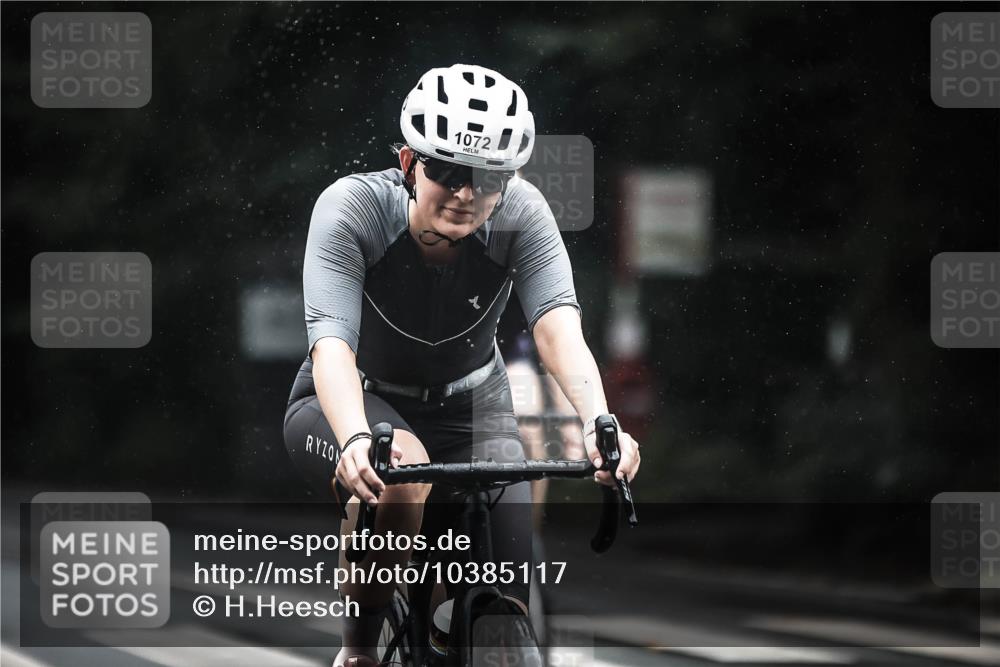 13.09.2026 - Stadtparktriathlon H.Heesch http://msf.ph/oto/10385117 13.09.2026 12:38:08 Radfahren 949, 1072, 1108, 1123, 1179, 1248, 1254 meine-sportfotos.de