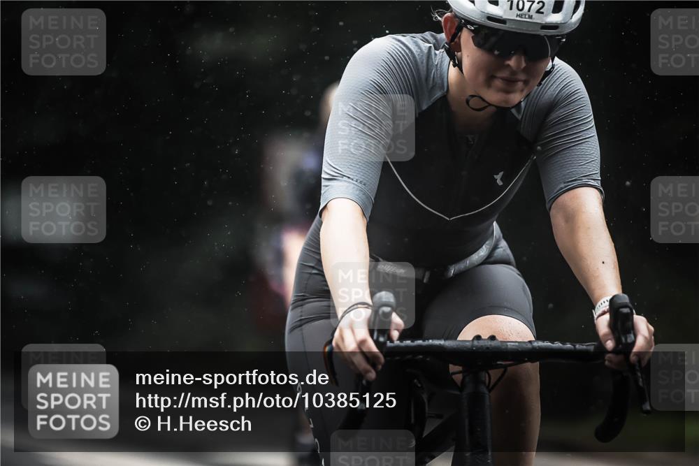 13.09.2026 - Stadtparktriathlon H.Heesch http://msf.ph/oto/10385125 13.09.2026 12:38:08 Radfahren 949, 1072, 1108, 1123, 1179, 1248, 1254 meine-sportfotos.de