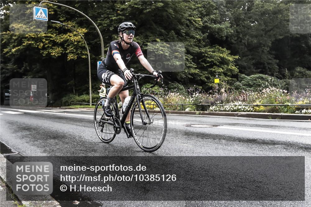 13.09.2026 - Stadtparktriathlon H.Heesch http://msf.ph/oto/10385126 13.09.2026 13:12:01 Radfahren 1260, 1275, 1287 meine-sportfotos.de