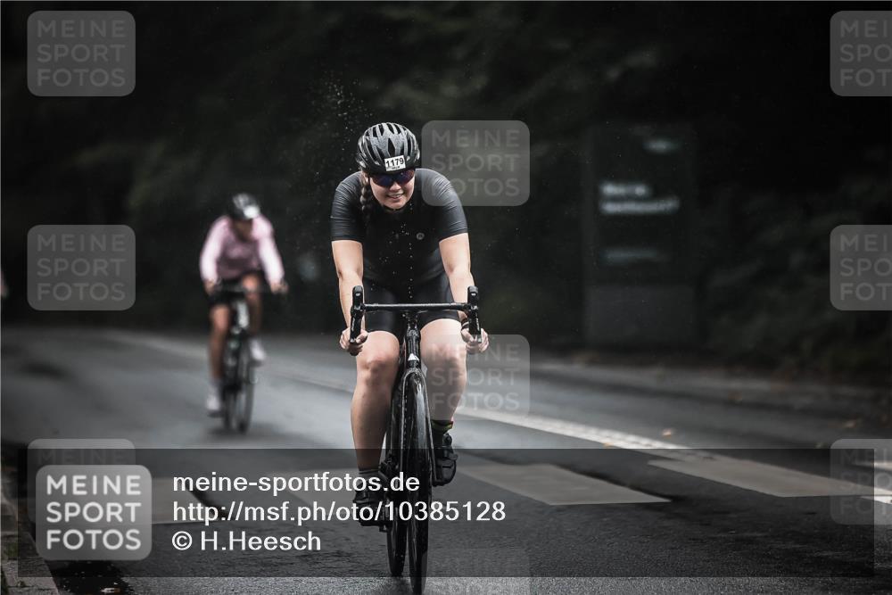 13.09.2026 - Stadtparktriathlon H.Heesch http://msf.ph/oto/10385128 13.09.2026 12:38:11 Radfahren 1072, 1108, 1123, 1179, 1254 meine-sportfotos.de