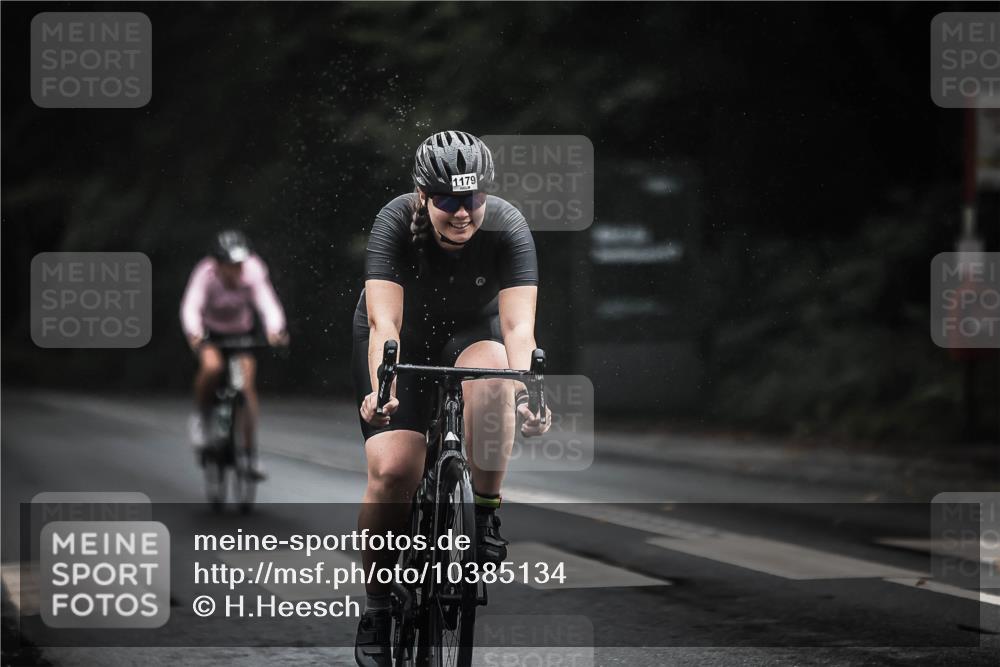 13.09.2026 - Stadtparktriathlon H.Heesch http://msf.ph/oto/10385134 13.09.2026 12:38:12 Radfahren 1072, 1108, 1123, 1179 meine-sportfotos.de