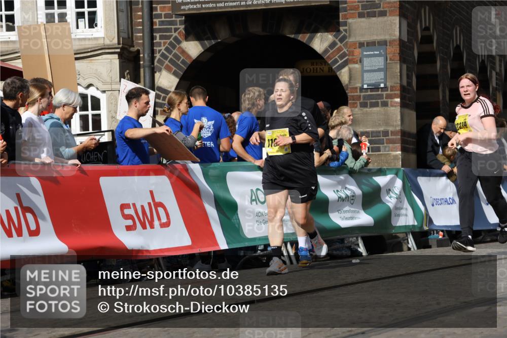 13.09.2026 - 21. swb-Marathon Bremen Strokosch-Dieckow http://msf.ph/oto/10385135 13.09.2026 11:06:56 Ziel 10323, 10654, 10795, 10849, 10853, 10989, 11021, 11028, 11240, 11370, 12146, 12217, 12485, 10156, 10360, 11100, 11257, 11393, 11439, 11684, 11696, 12255 meine-sportfotos.de