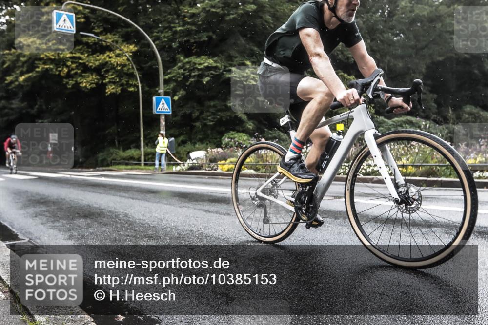 13.09.2026 - Stadtparktriathlon H.Heesch http://msf.ph/oto/10385153 13.09.2026 13:12:28 Radfahren 1205, 1241, 1271, 1413 meine-sportfotos.de