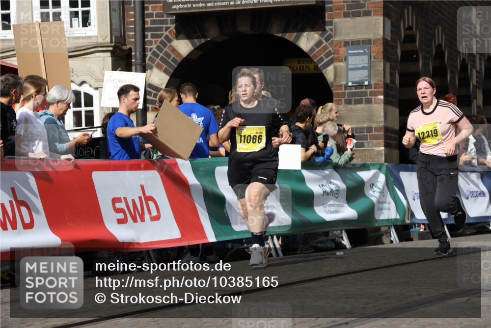 13.09.2026 - 21. swb-Marathon Bremen Strokosch-Dieckow http://msf.ph/oto/10385165 13.09.2026 11:06:56 Ziel 10323, 10654, 10795, 10849, 10853, 10989, 11021, 11028, 11240, 11370, 12146, 12217, 12485, 10156, 10360, 11100, 11257, 11393, 11439, 11684, 11696, 12255 meine-sportfotos.de