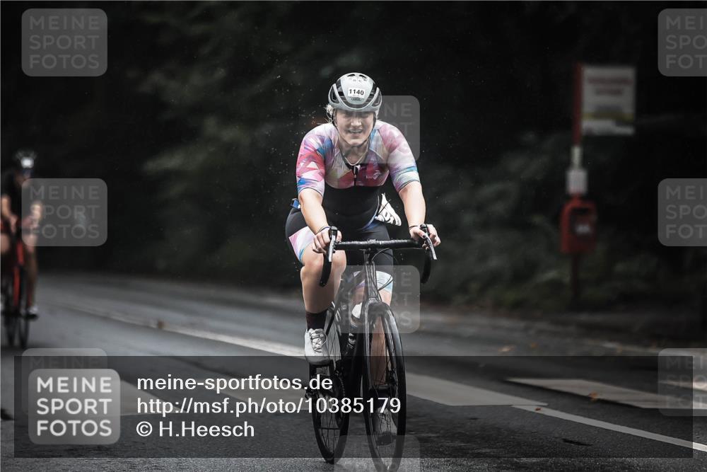 13.09.2026 - Stadtparktriathlon H.Heesch http://msf.ph/oto/10385179 13.09.2026 12:38:19 Radfahren 1123, 1128, 1140, 1194, 1228 meine-sportfotos.de
