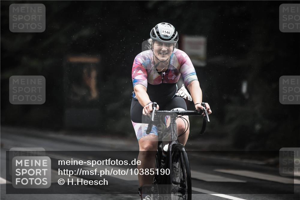 13.09.2026 - Stadtparktriathlon H.Heesch http://msf.ph/oto/10385190 13.09.2026 12:38:19 Radfahren 1123, 1128, 1140, 1194, 1228 meine-sportfotos.de