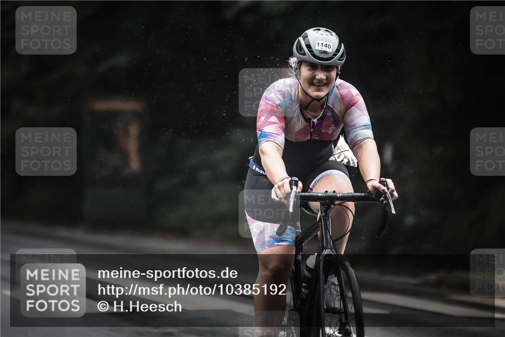 13.09.2026 - Stadtparktriathlon H.Heesch http://msf.ph/oto/10385192 13.09.2026 12:38:19 Radfahren 1123, 1128, 1140, 1194, 1228 meine-sportfotos.de