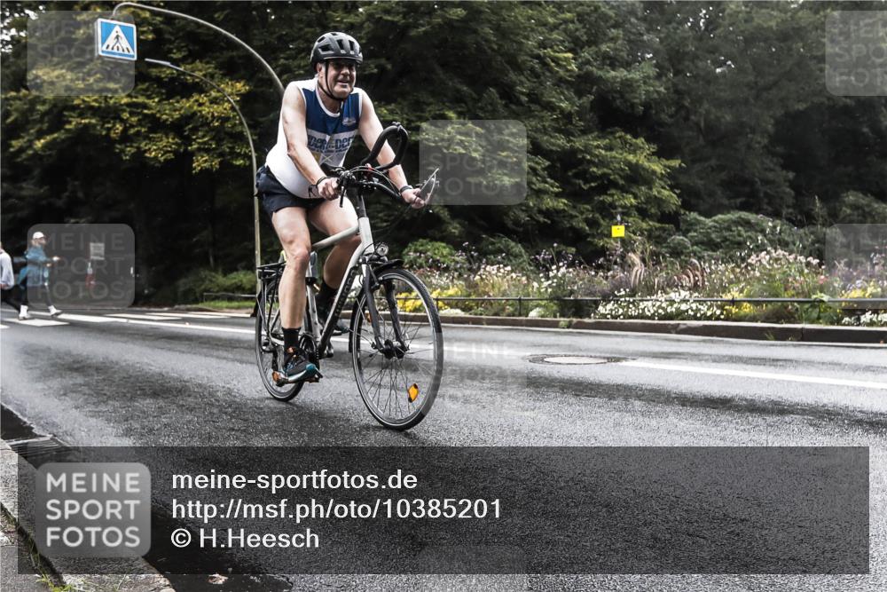 13.09.2026 - Stadtparktriathlon H.Heesch http://msf.ph/oto/10385201 13.09.2026 13:12:55 Radfahren 1225, 1226, 1284, 1352 meine-sportfotos.de