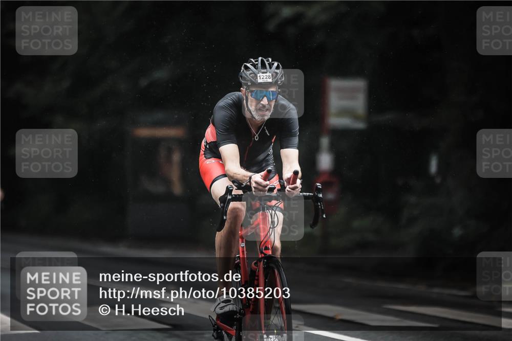 13.09.2026 - Stadtparktriathlon H.Heesch http://msf.ph/oto/10385203 13.09.2026 12:38:21 Radfahren 1097, 1128, 1140, 1164, 1193, 1194, 1228 meine-sportfotos.de