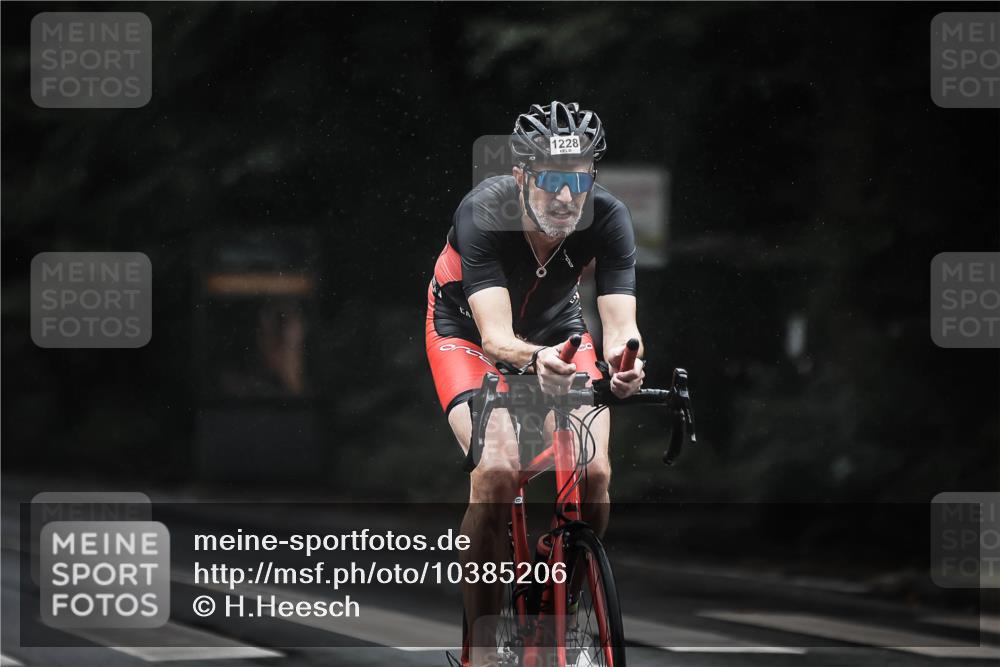 13.09.2026 - Stadtparktriathlon H.Heesch http://msf.ph/oto/10385206 13.09.2026 12:38:21 Radfahren 1097, 1128, 1140, 1164, 1193, 1194, 1228 meine-sportfotos.de