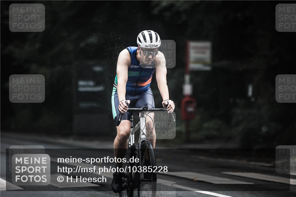 13.09.2026 - Stadtparktriathlon H.Heesch http://msf.ph/oto/10385228 13.09.2026 12:38:23 Radfahren 950, 959, 1097, 1128, 1140, 1164, 1193, 1194, 1204, 1228 meine-sportfotos.de