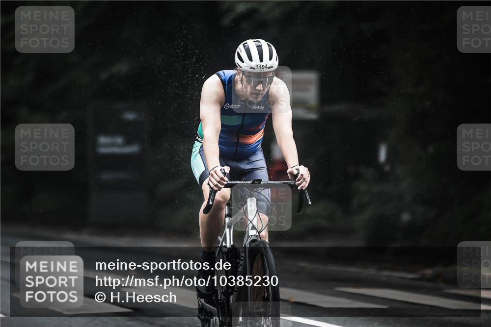 13.09.2026 - Stadtparktriathlon H.Heesch http://msf.ph/oto/10385230 13.09.2026 12:38:23 Radfahren 950, 959, 1097, 1128, 1140, 1164, 1193, 1194, 1204, 1228 meine-sportfotos.de