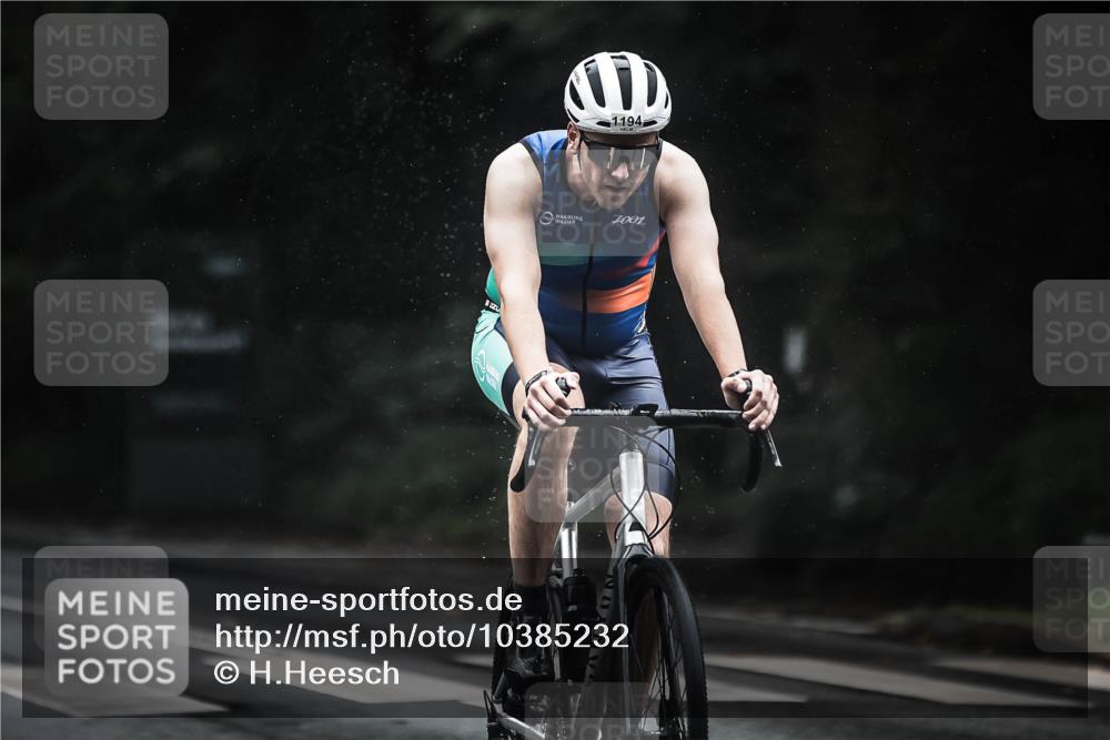 13.09.2026 - Stadtparktriathlon H.Heesch http://msf.ph/oto/10385232 13.09.2026 12:38:23 Radfahren 950, 959, 1097, 1128, 1140, 1164, 1193, 1194, 1204, 1228 meine-sportfotos.de